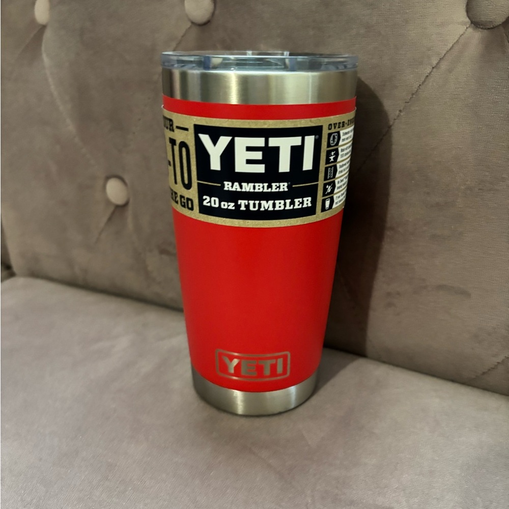 Yeti 20 oz rescue red tumbler